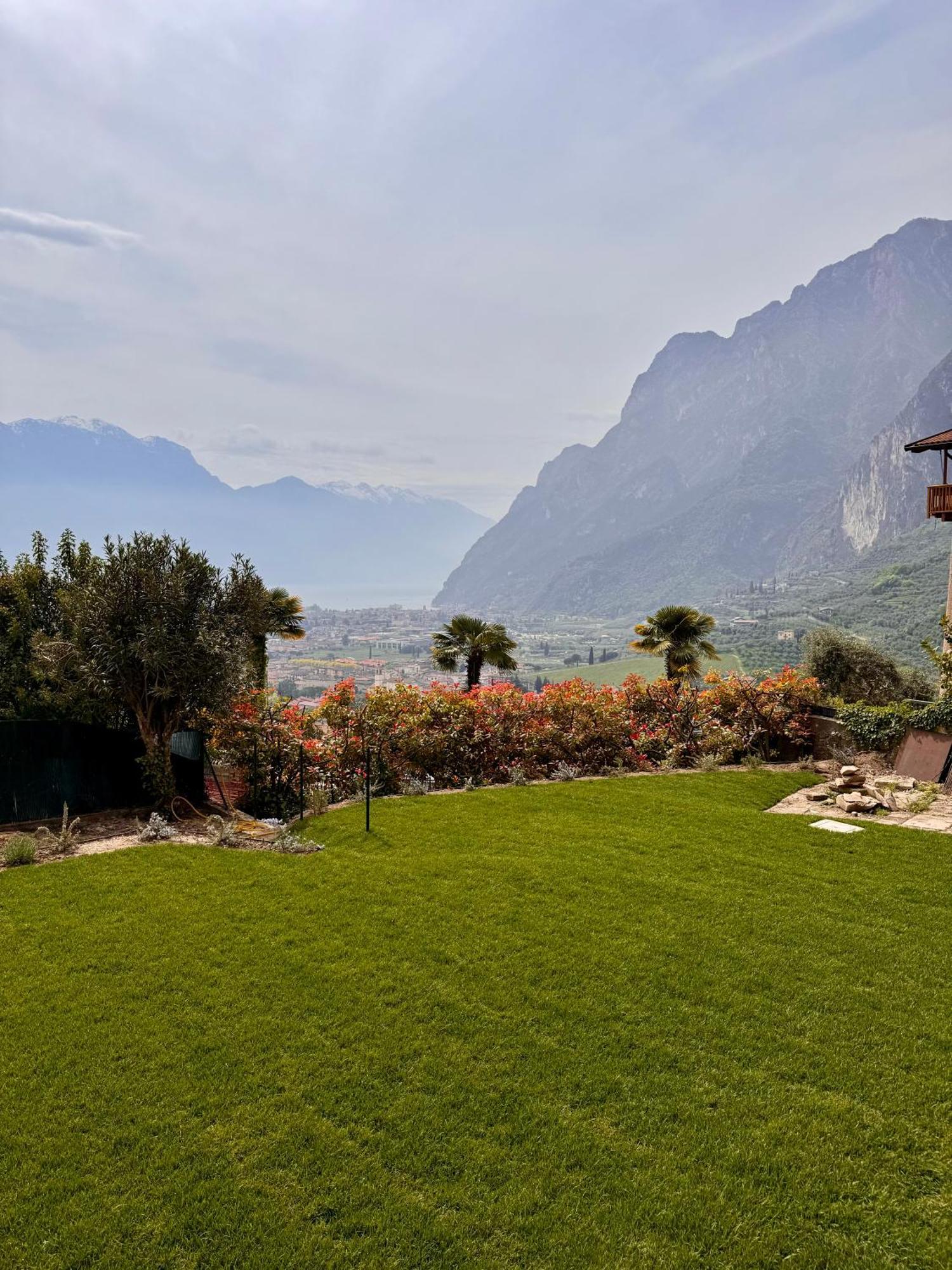 Eco Garda Hill Daire Tenno Dış mekan fotoğraf
